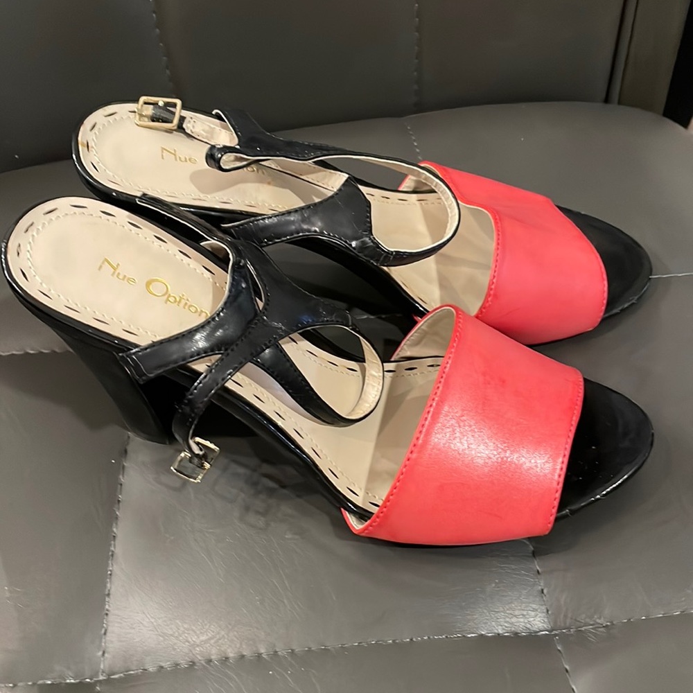 Coral sandal